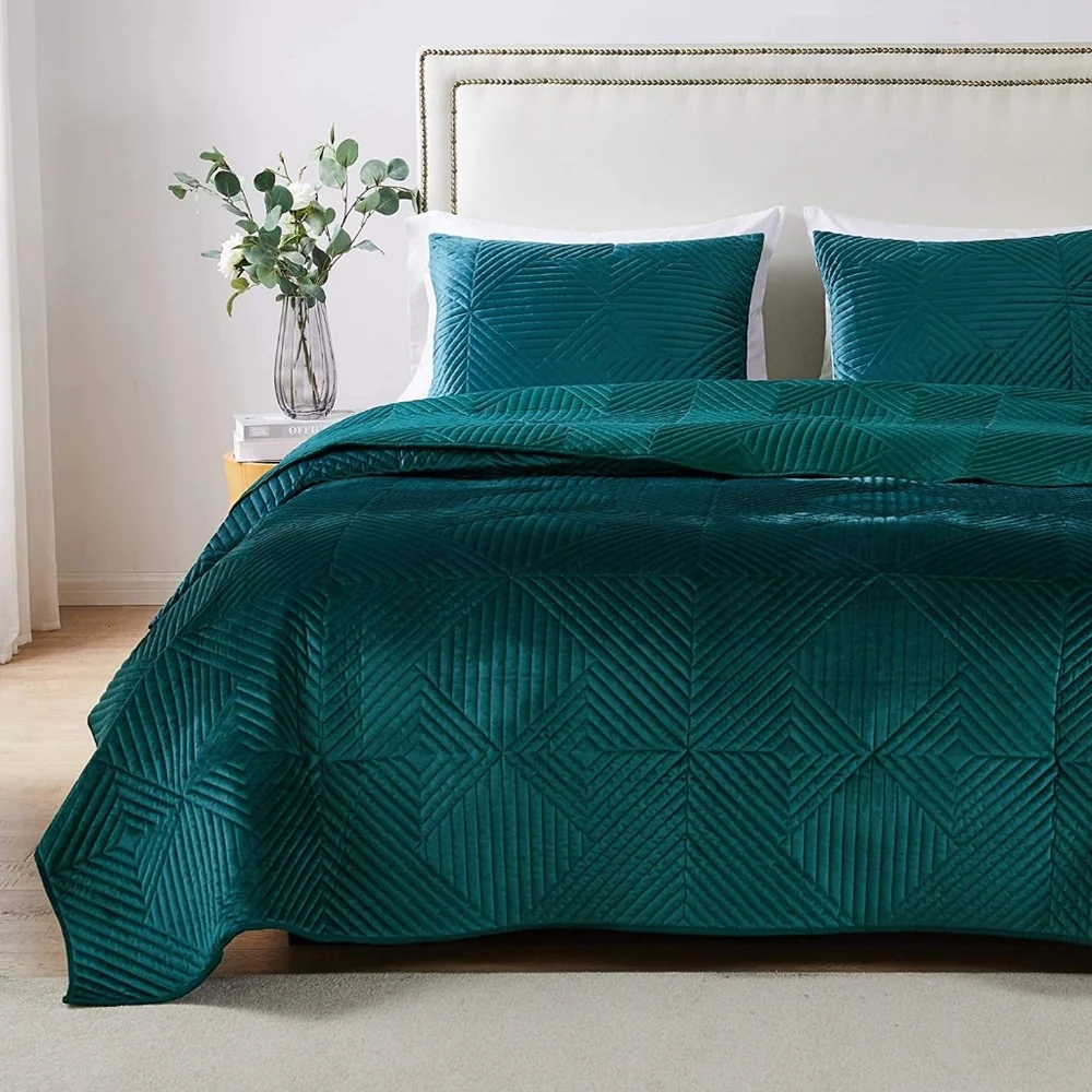 Barefoot Bungalow Riviera Velvet Modern Quilt Set, Teal, King - Reversible - Picture 1 of 10